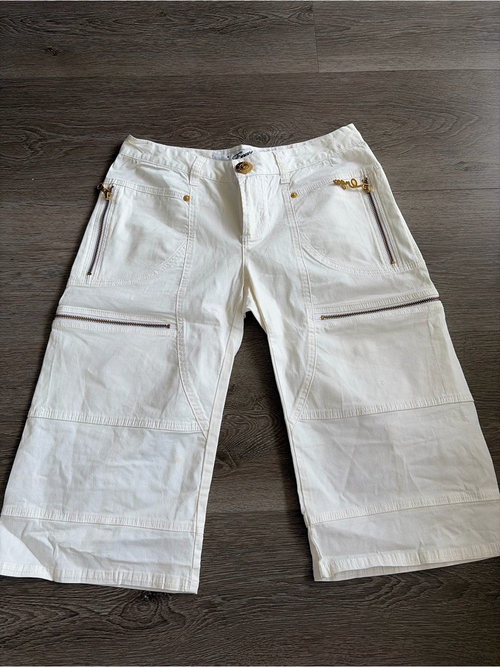 Vintage Y2K enyce low waist capri cargo gold white pants